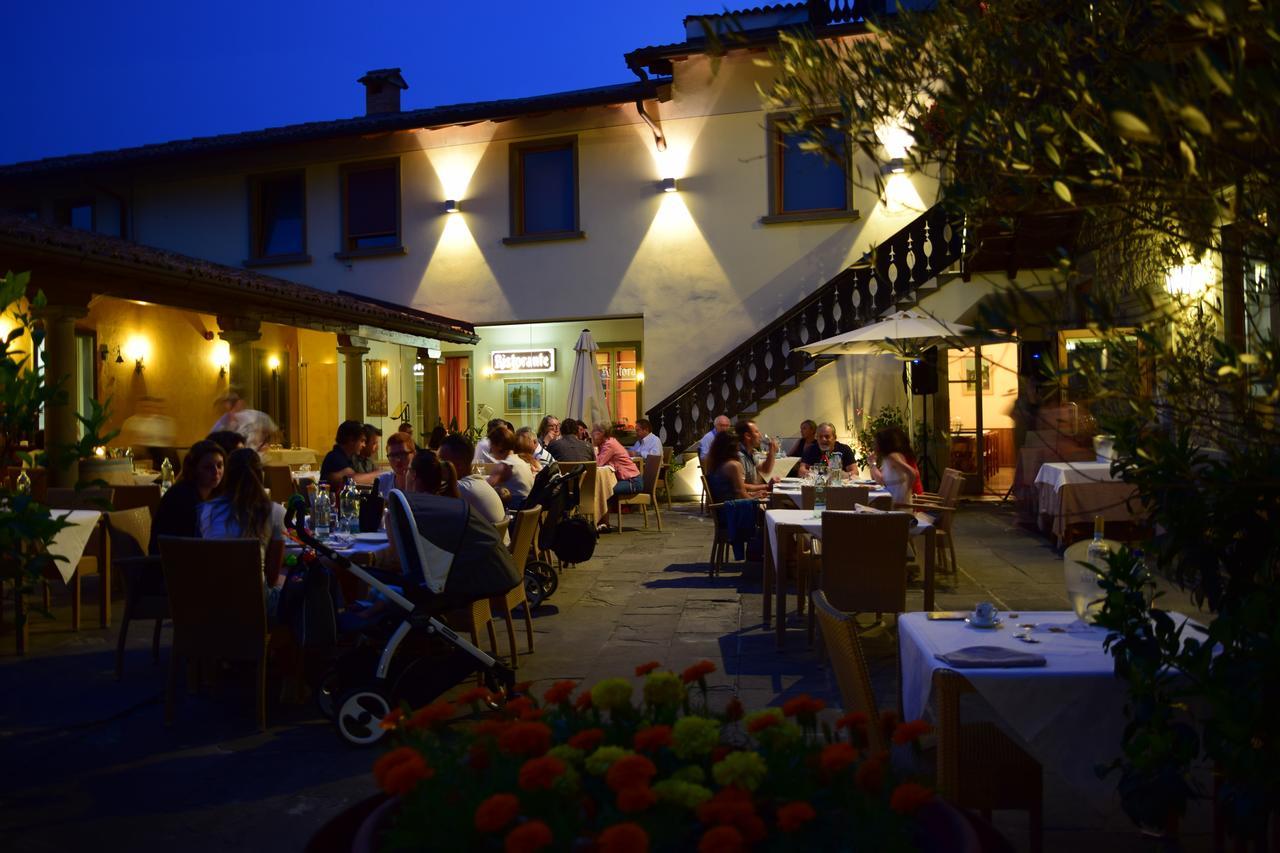 Albergo Ristorante Orazio Sale Marasino Dış mekan fotoğraf